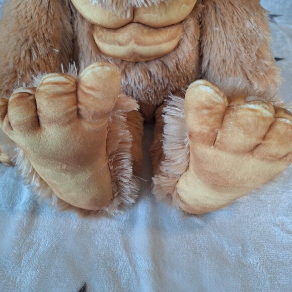 Wild Republic Artist‎ Collection Bigfoot Stuffed Animal Plush Toy 18 inches - Picture 5 of 15